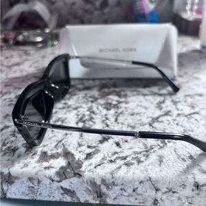 Michael Kors sunglasses no scratches